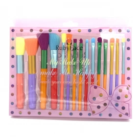 Set de 15 Brochas multicolor Rubyface